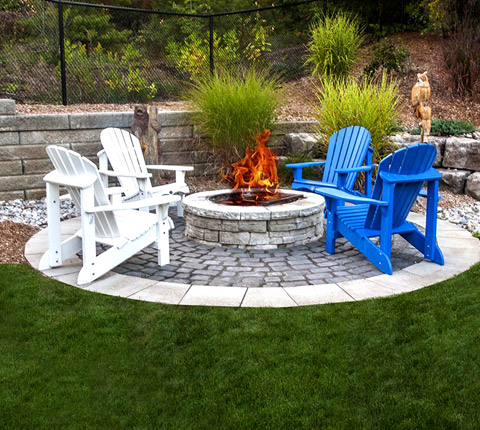 Natural stone fire pit